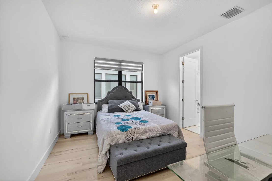 Photo of 17574 Sparkling River Road