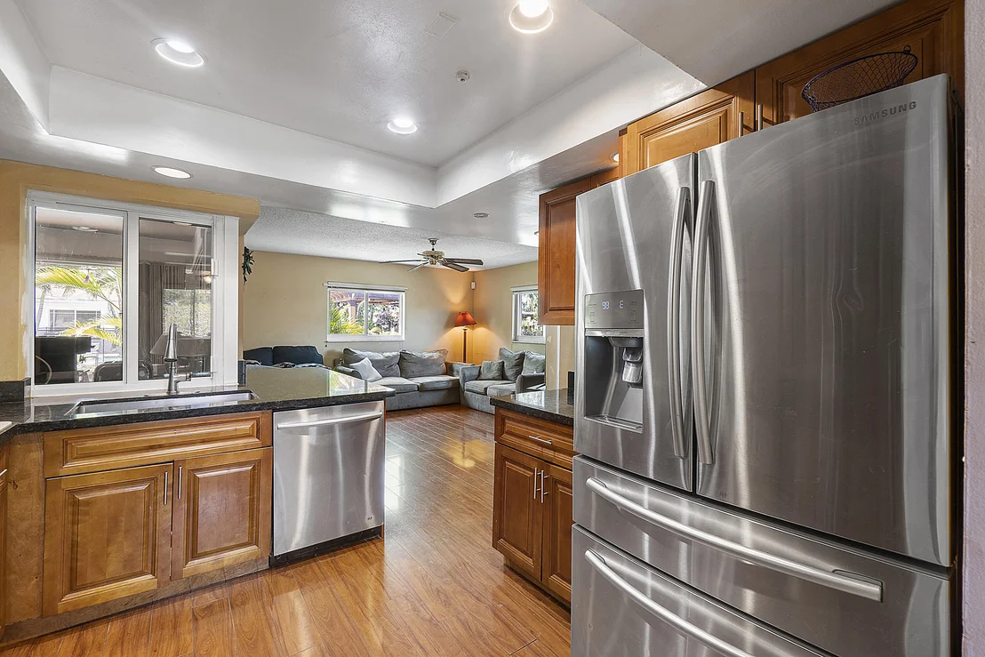 Photo of 6972 NW 8th Street