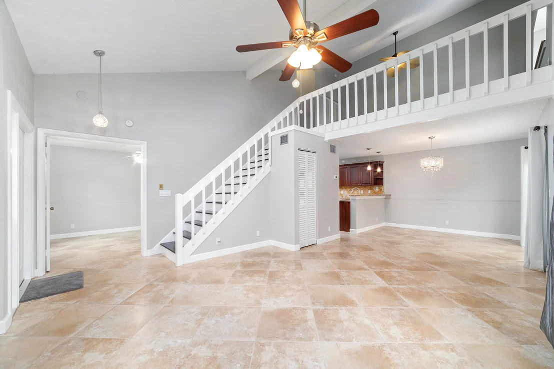 Photo of 333 Maplecrest Circle
