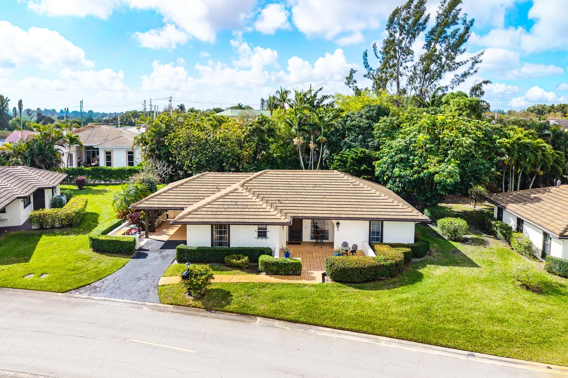 Photo of 446 Pine Villa Drive