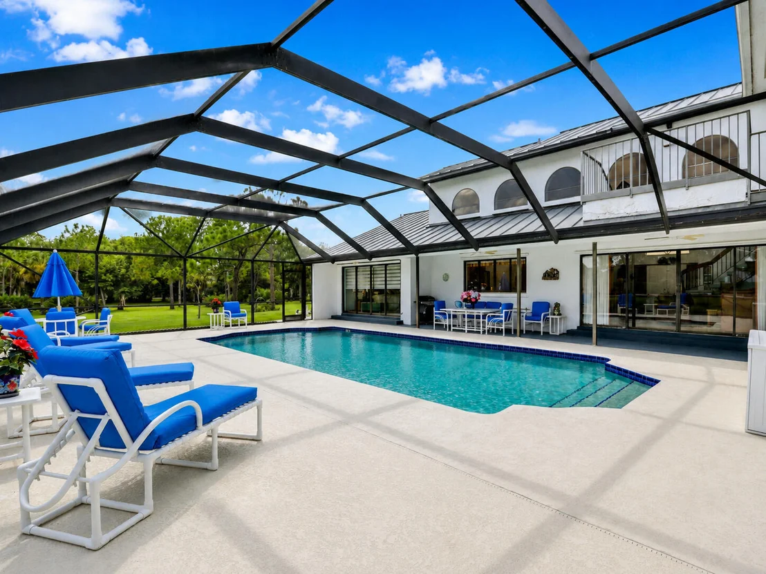 Photo of 3120 SE Downwinds Road