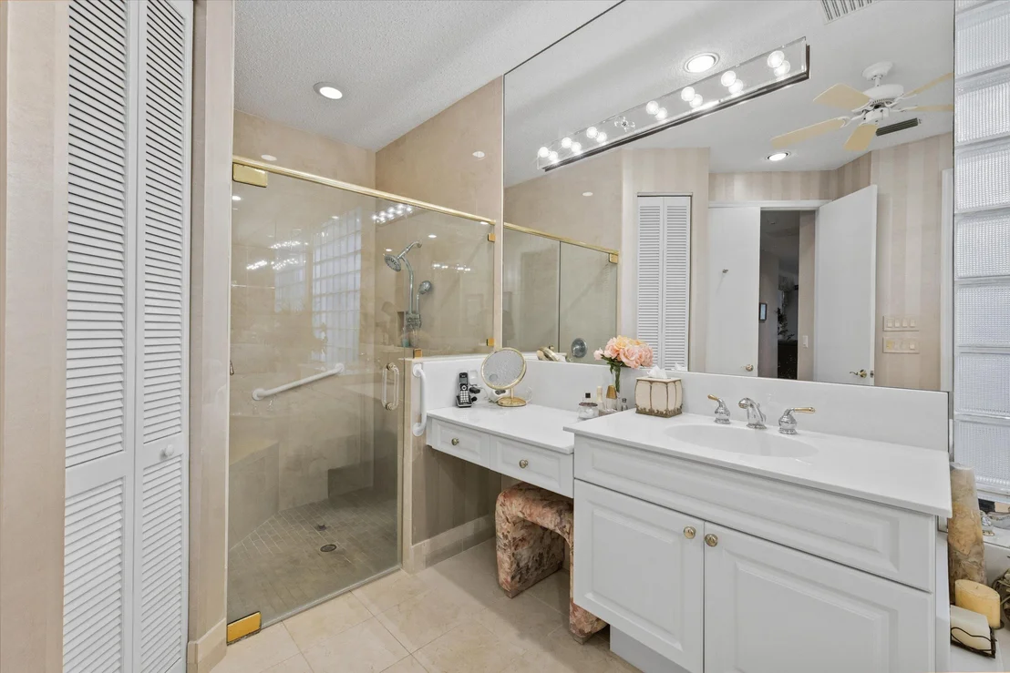 Photo of 4674 HAZLETON Lane