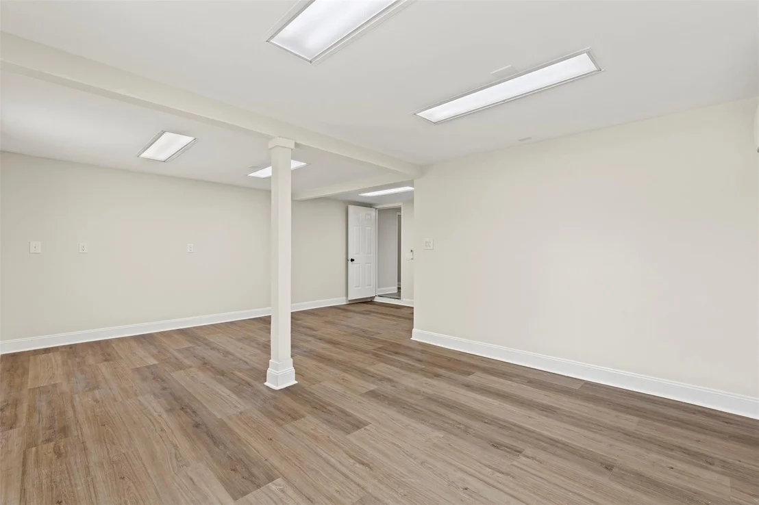 Photo of 333 SW Manor Drive