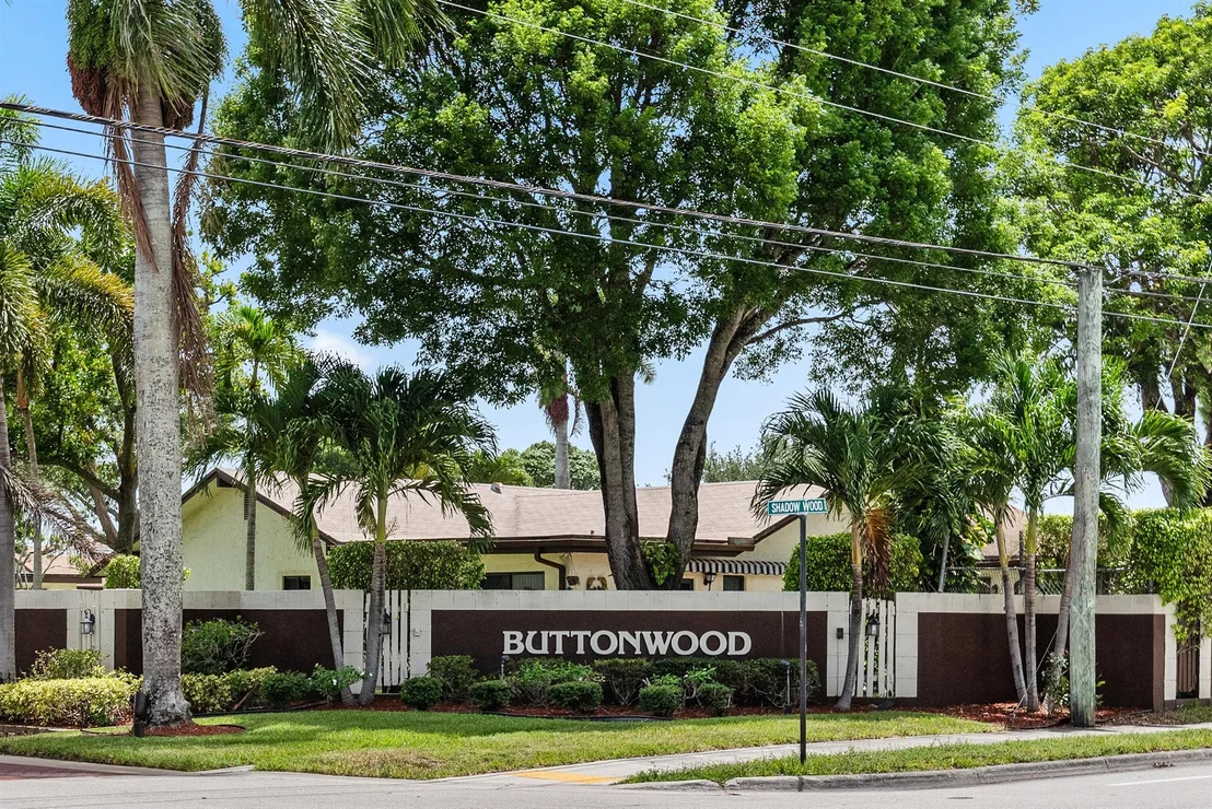 Photo of 6090 Ambertree Lane