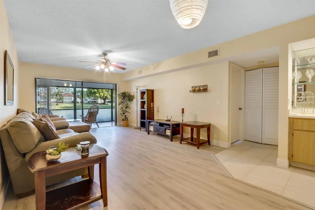 Photo of Unit D at 501 Pinecrest Circle