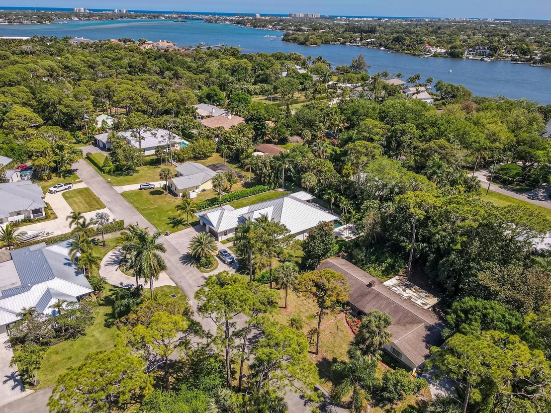 Photo of 5528 Hibiscus Road