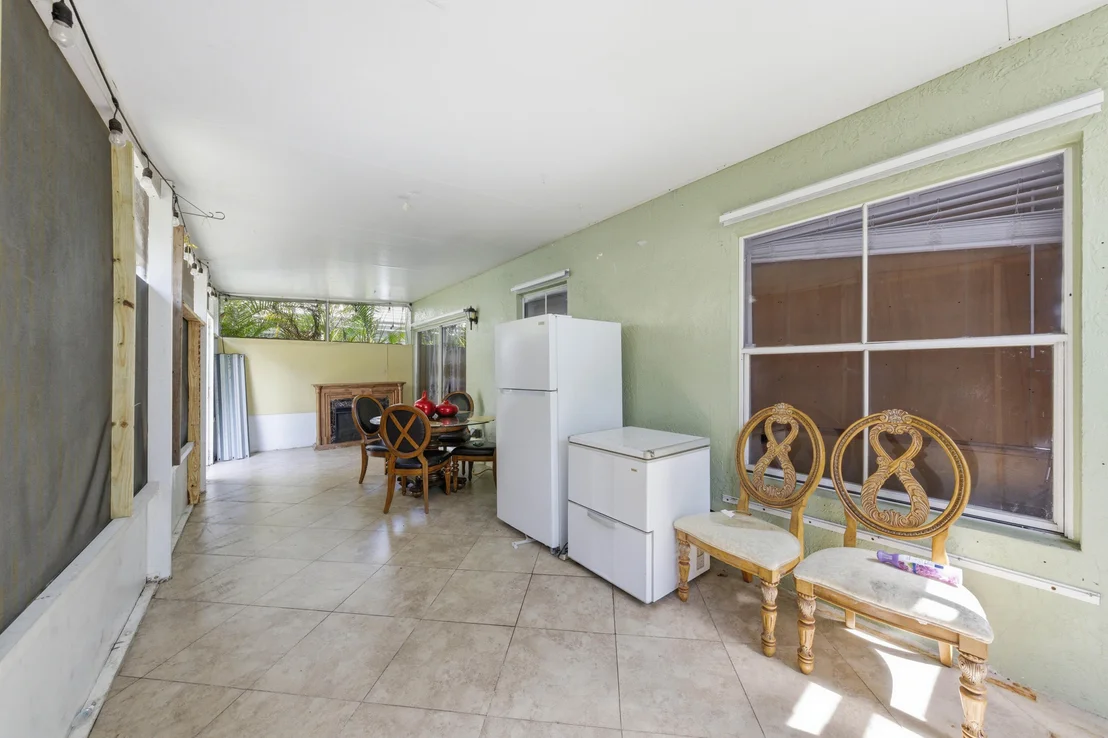 Photo of 6582 Bayfront Drive