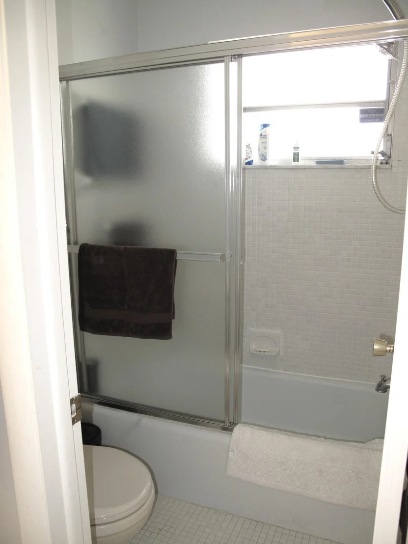 Photo of Unit D at 435 High Point Boulevard