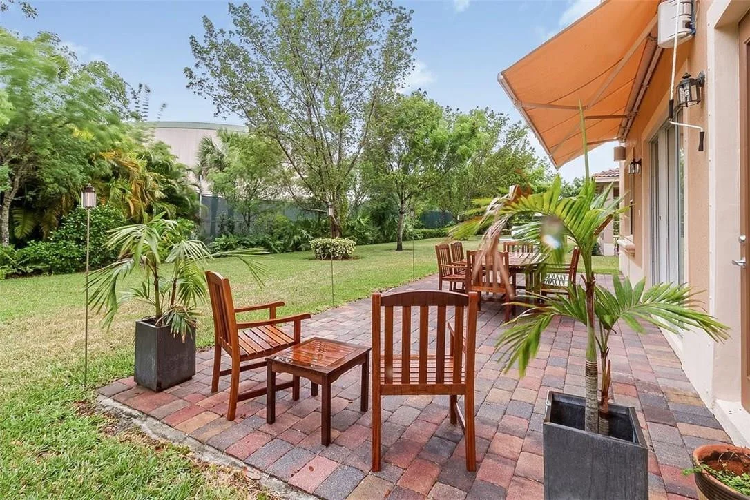 Photo of 4926 Cypress Way