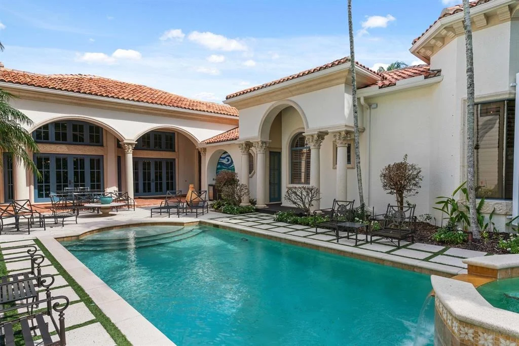 Photo of 406 Mariner Drive