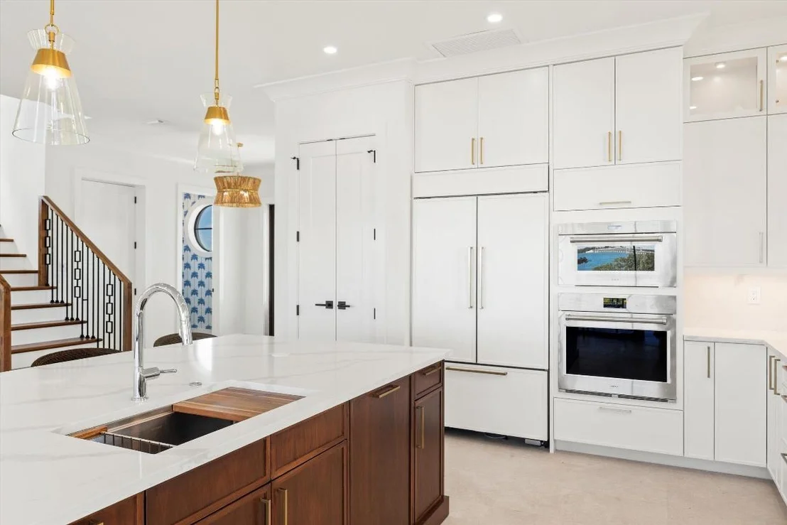 Photo of Unit UNIT3 at 231 E Shore Drive