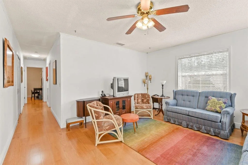 Photo of 305 5th Street