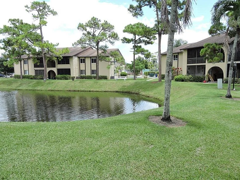 Photo of Unit B1 at 331 Pine Ridge Circle