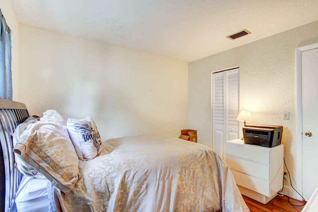 Photo of 6194 Moonbeam Drive