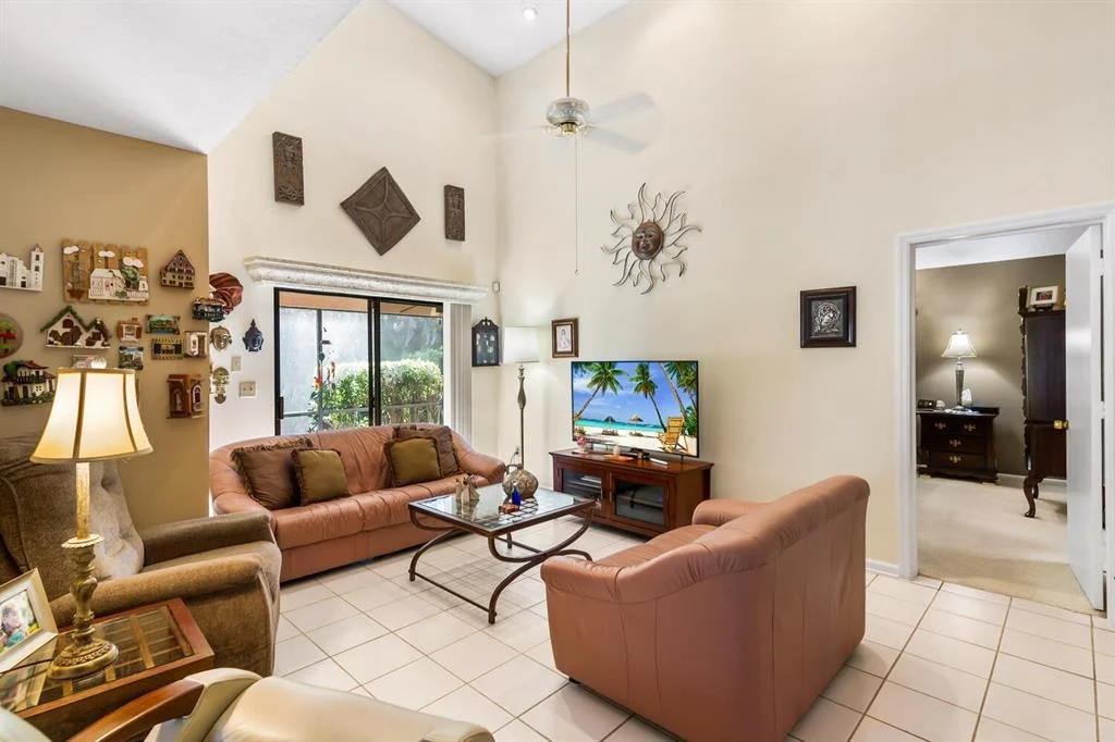 Photo of 10344 Islander Drive