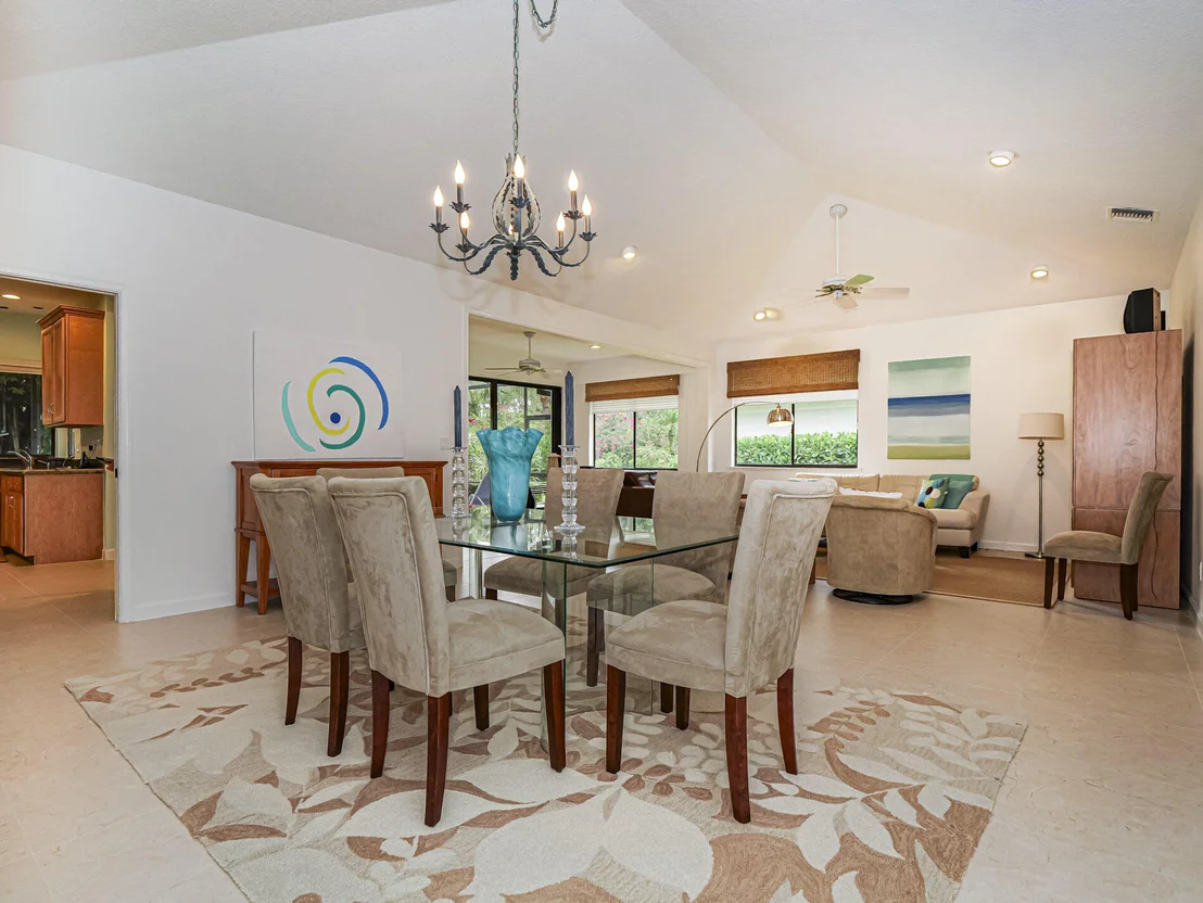 Photo of 3390 SE Putnam Court