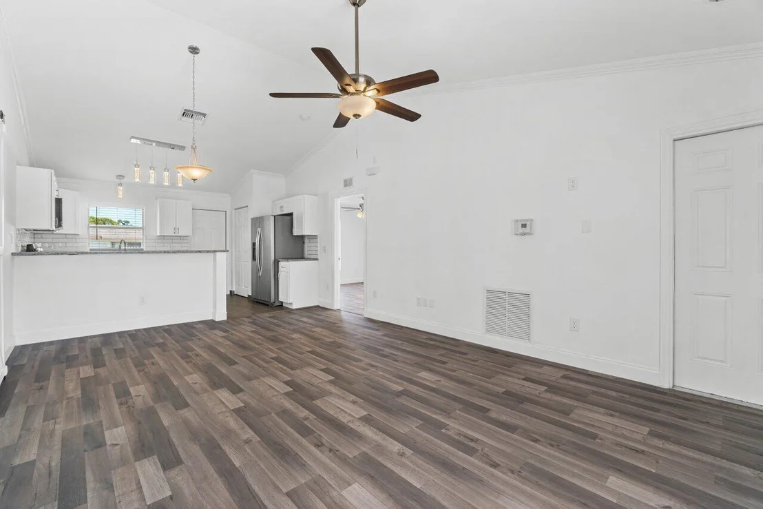 Photo of 929 SE Forrest Park Drive