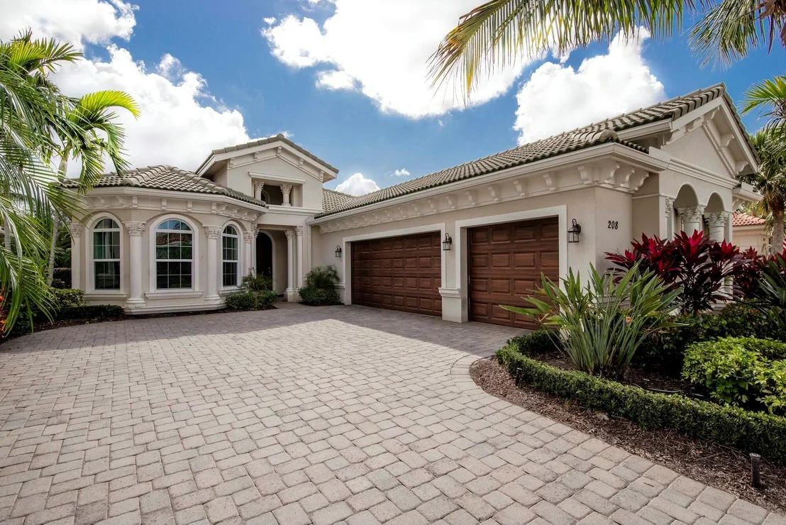 Photo of 208 Carina Drive