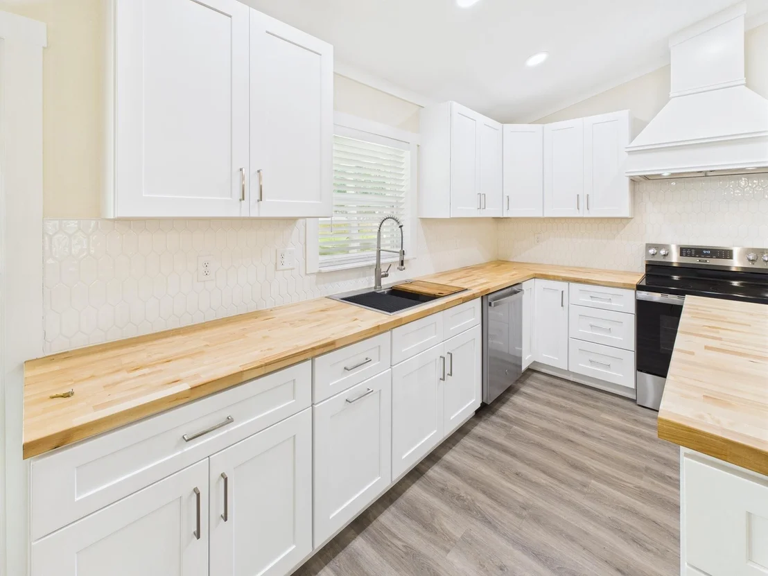 Photo of 7286 NE 4th Street