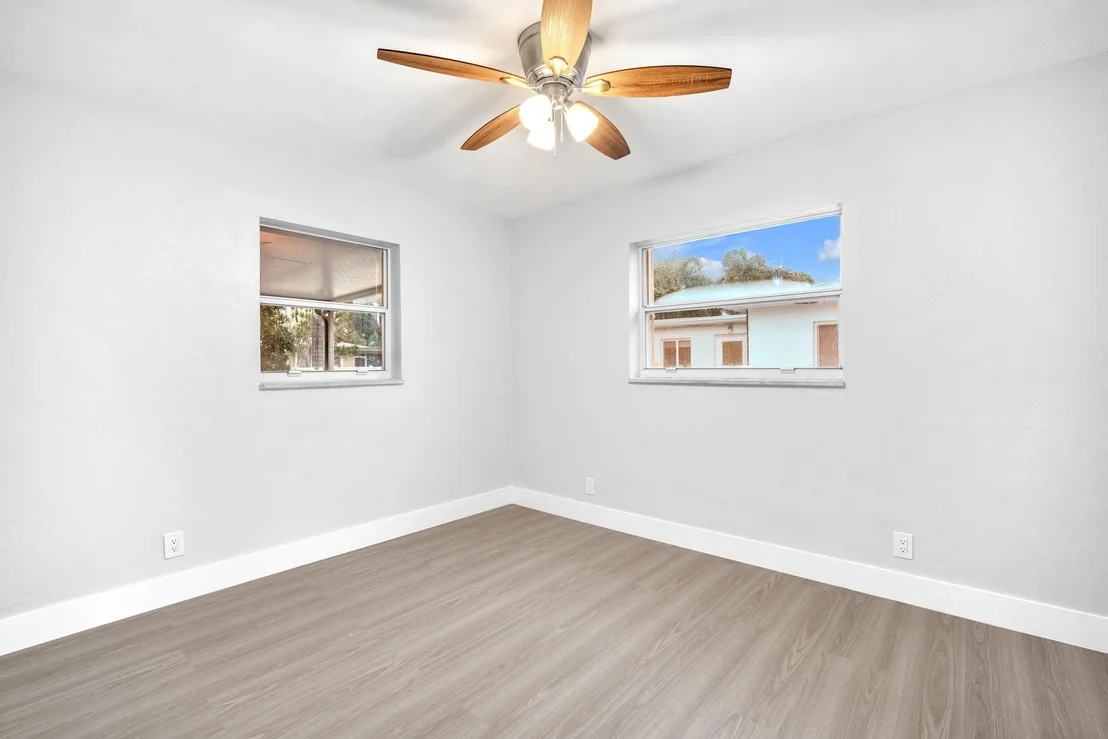 Photo of 317 SE 3rd Terrace