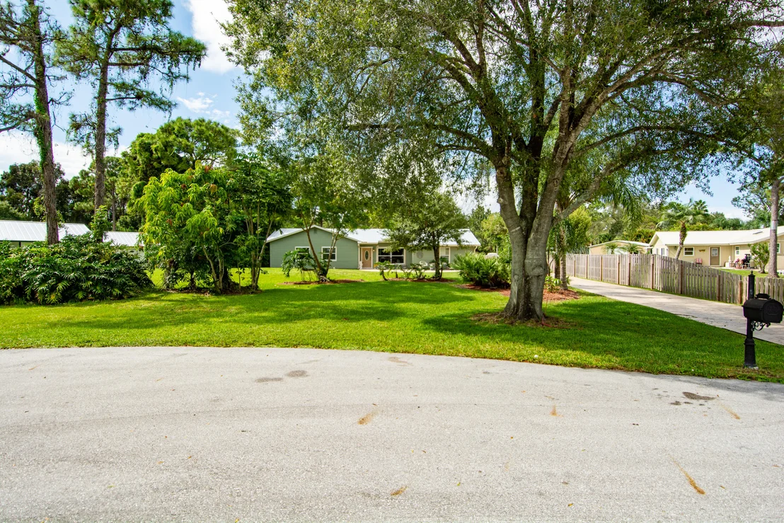 Photo of 5580 SE Meadow Springs Boulevard