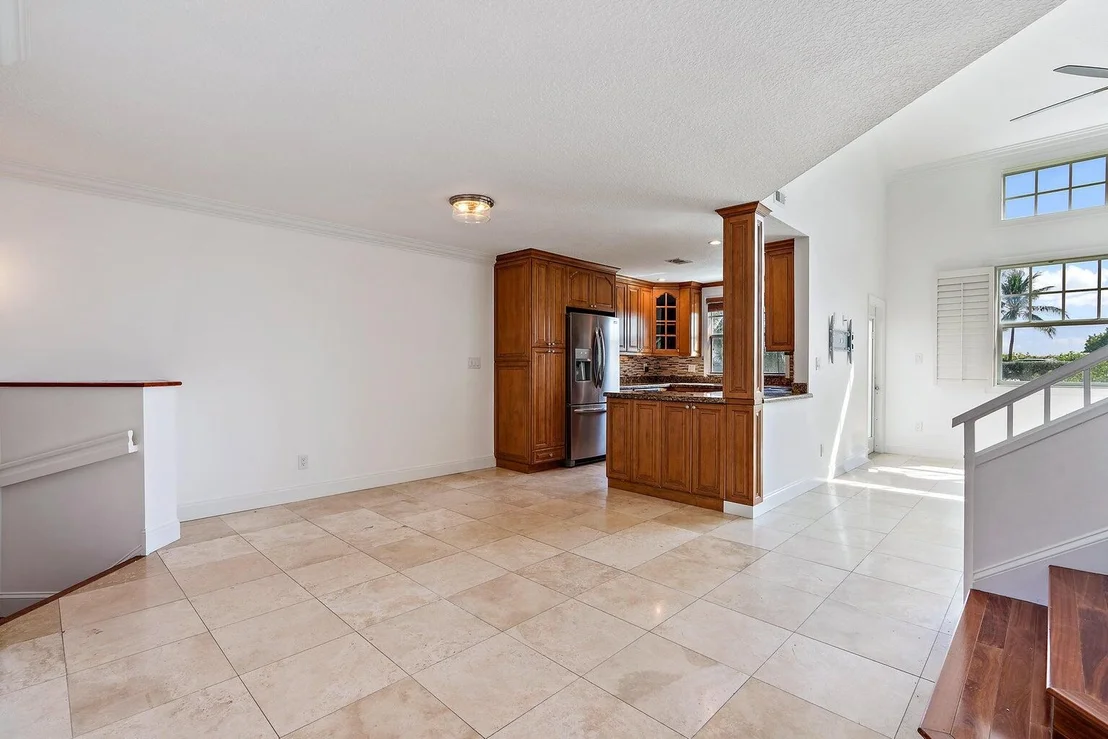 Photo of 705 Mainsail Circle