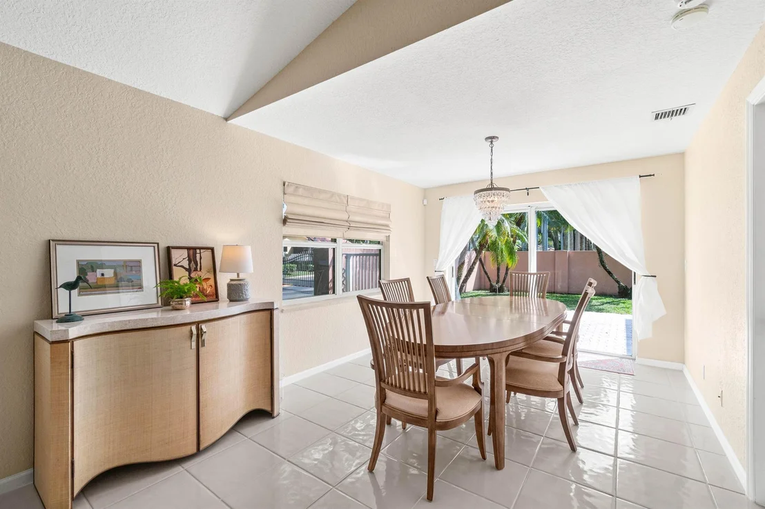 Photo of 5561 Grande Palm Circle