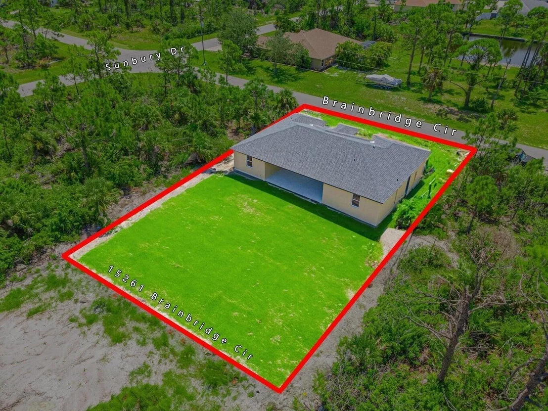 Photo of 15261 Brainbridge Circle