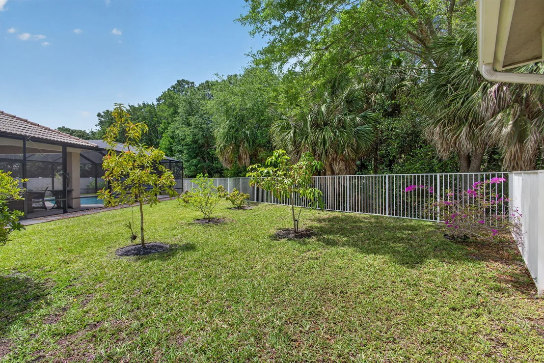 Photo of 8642 Plum Cay