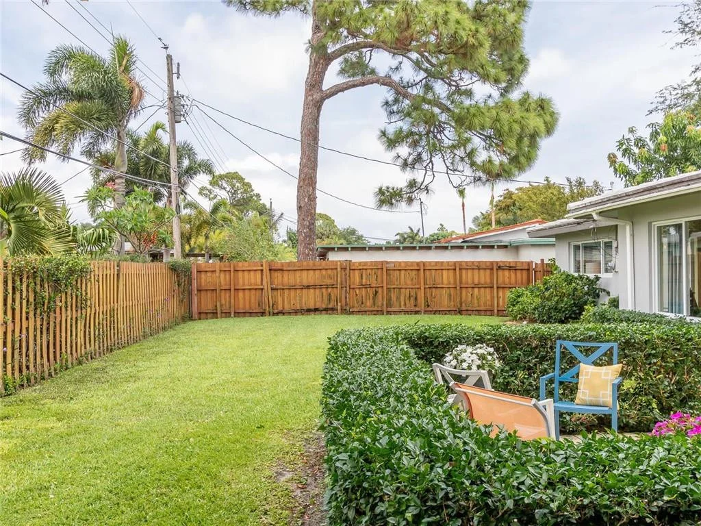 Photo of 111 SE 8th Street