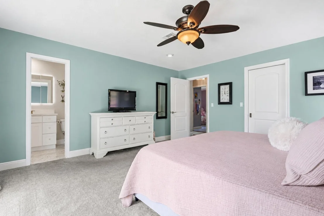 Photo of 4886 Acorn Drive