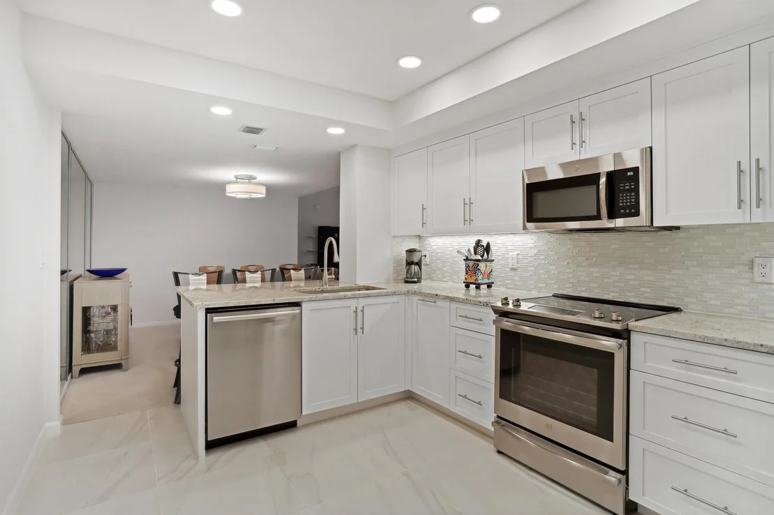 Photo of Unit 2G at 86 Macfarlane Drive