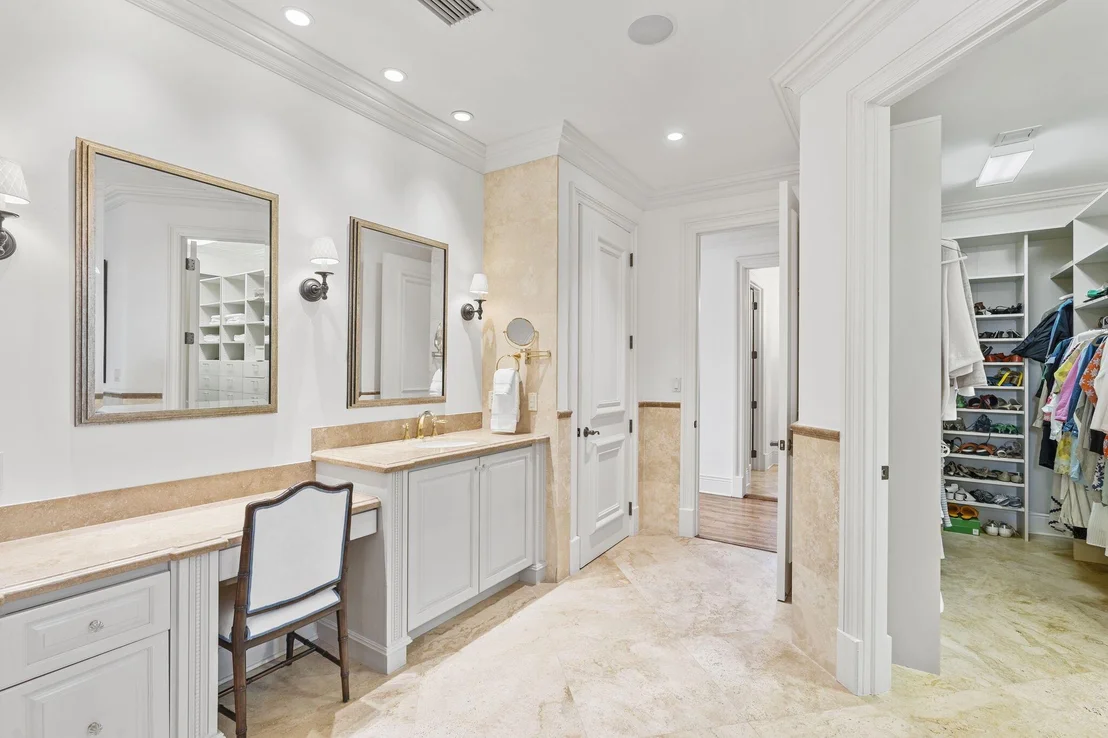Photo of 224 Barton Avenue