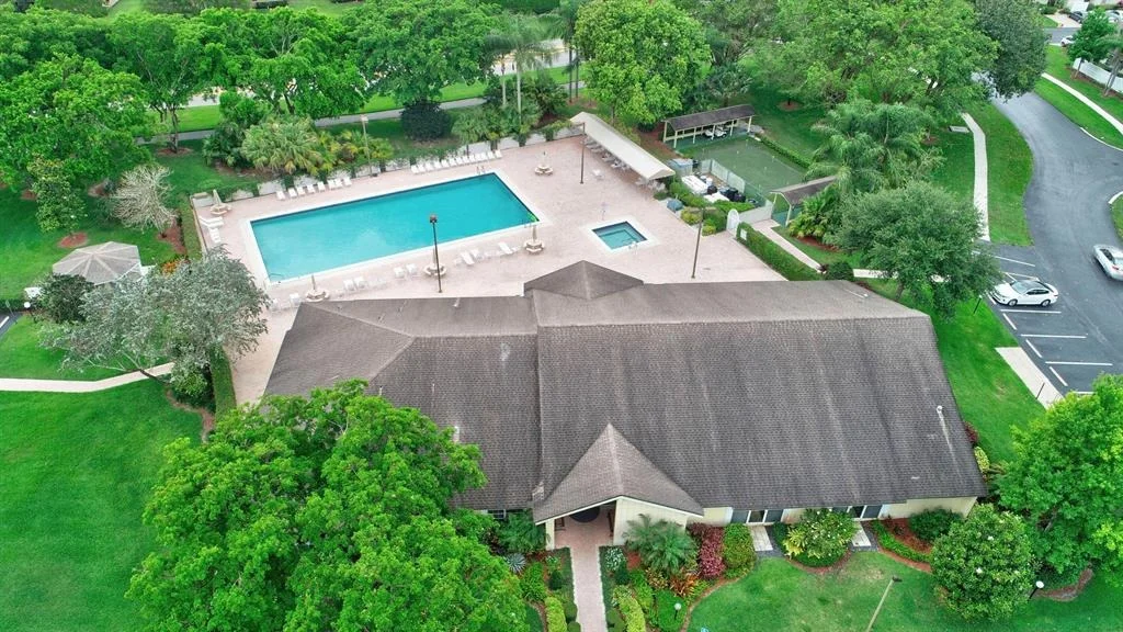 Photo of 8263 Springlake Drive