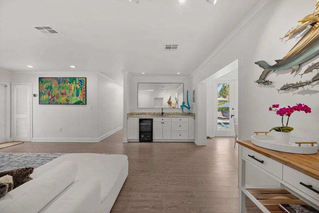 Photo of 765 Lagoon Drive