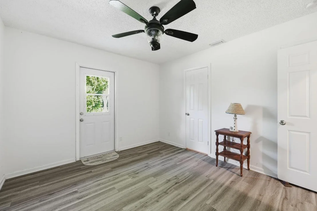 Photo of 10297 Sandy Run