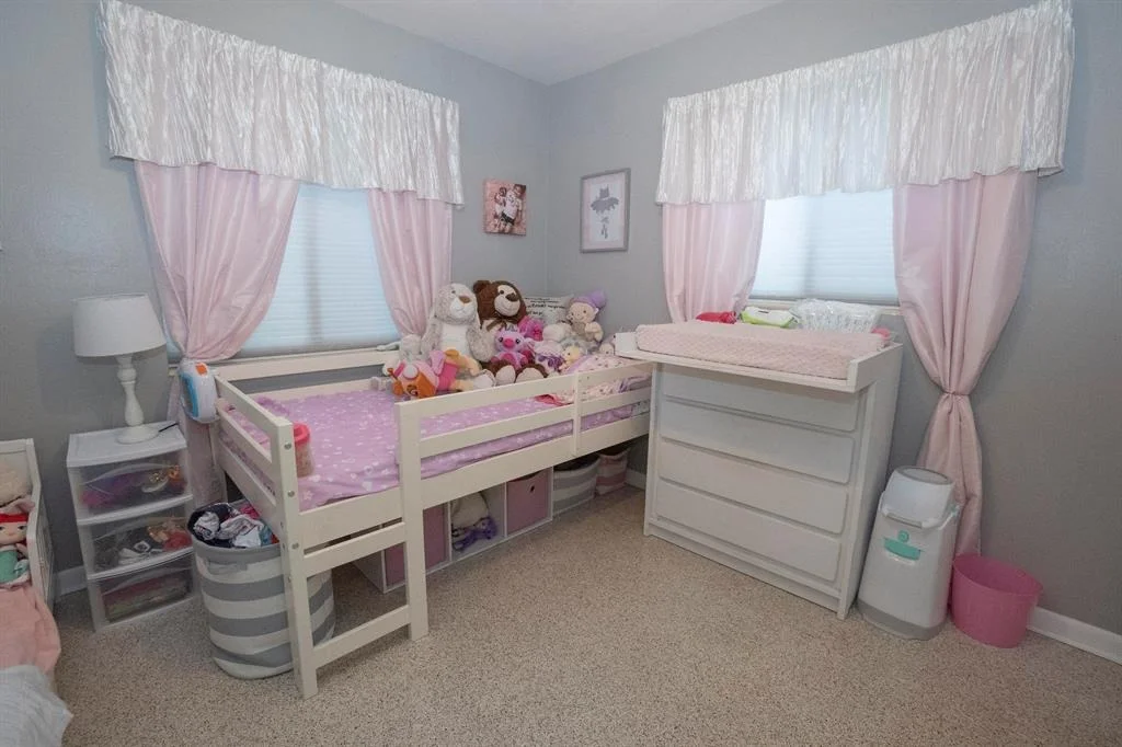 Photo of 716 Juniper Drive