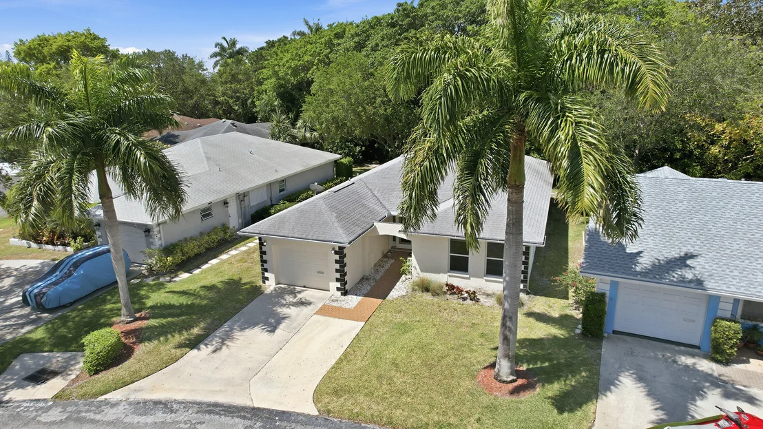 Photo of 321 Del Rio Boulevard