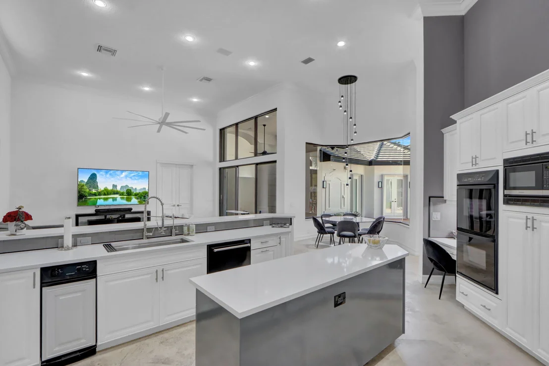 Photo of 3799 Coventry Lane