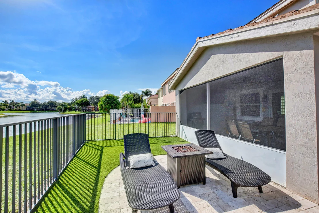 Photo of 6176 Spring Isles Boulevard