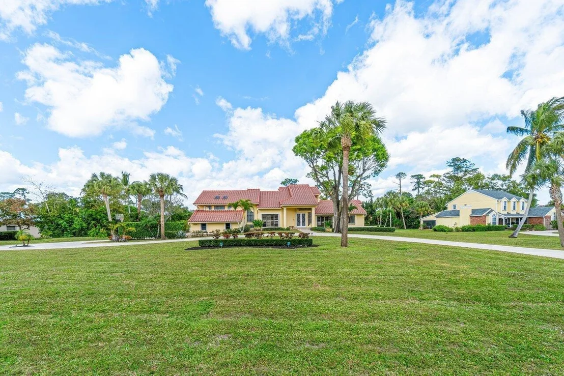 Photo of 13679 Greentree Trail