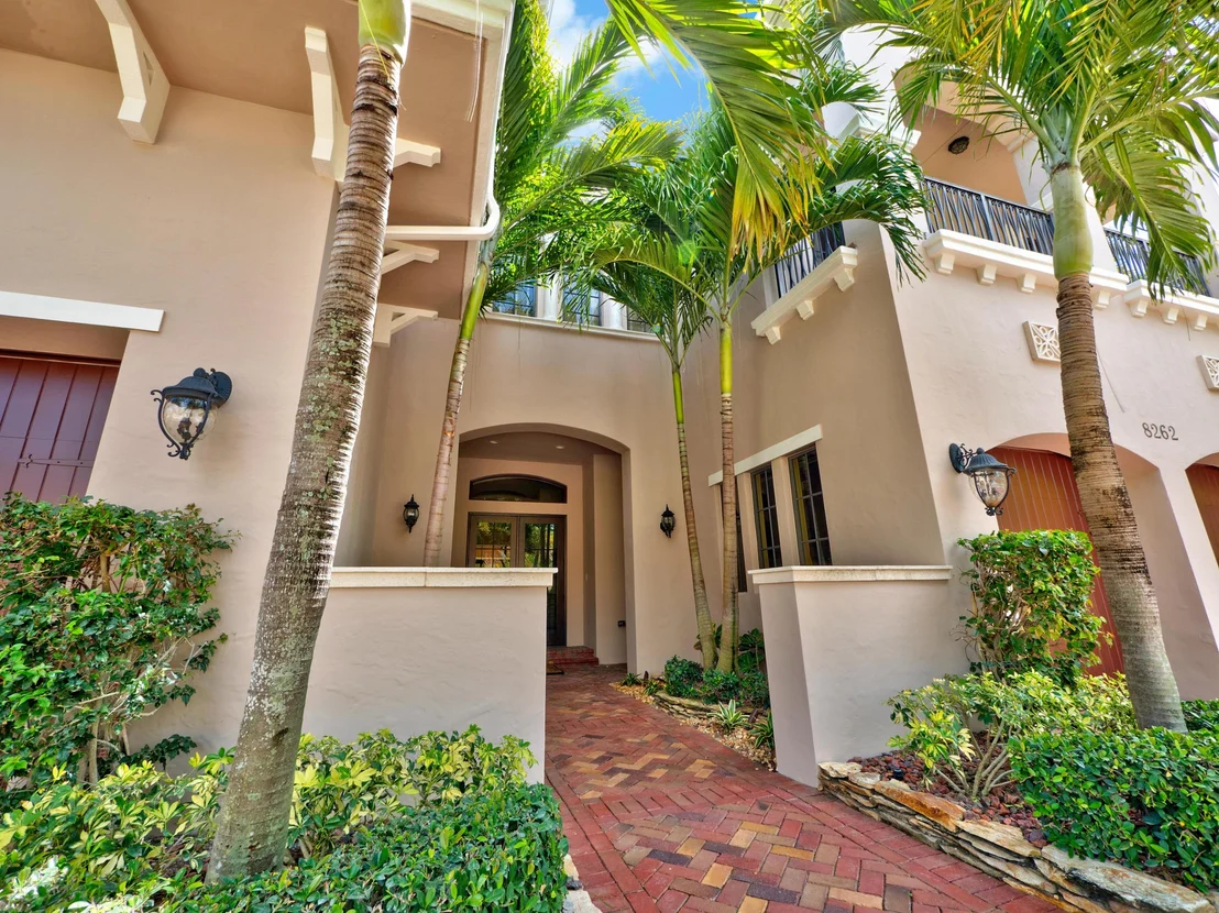 Photo of 8262 Emerald Avenue