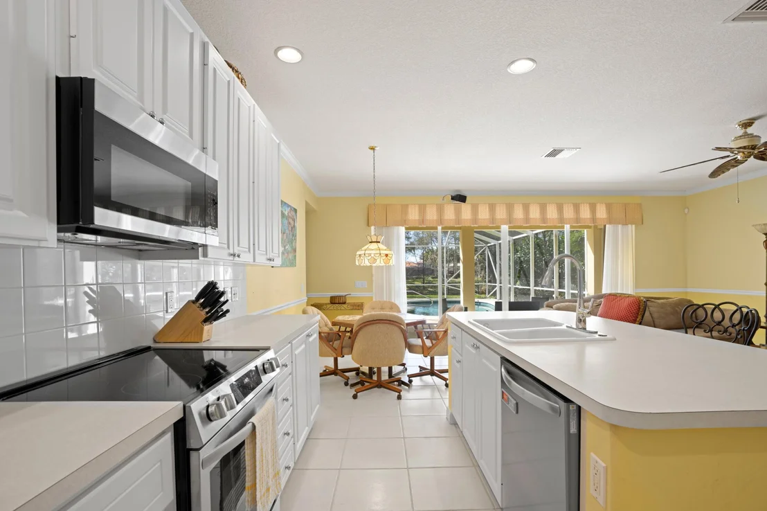 Photo of 8418 Arima Lane