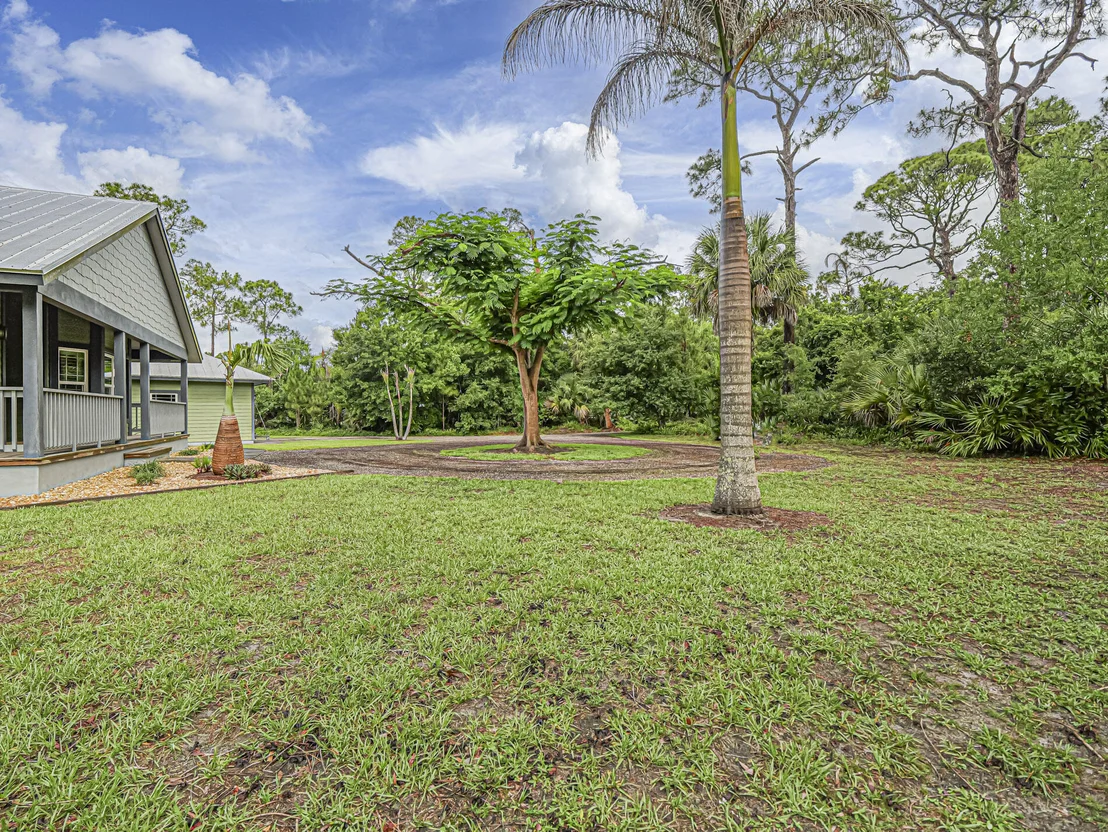 Photo of 1354 SW Locks Road