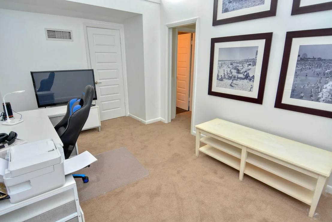 Photo of 318 NE Golfview Circle