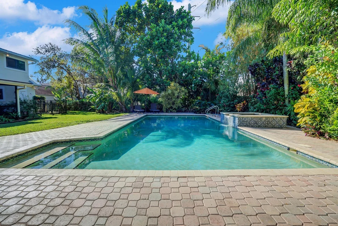 Photo of 18801 Falcon Way
