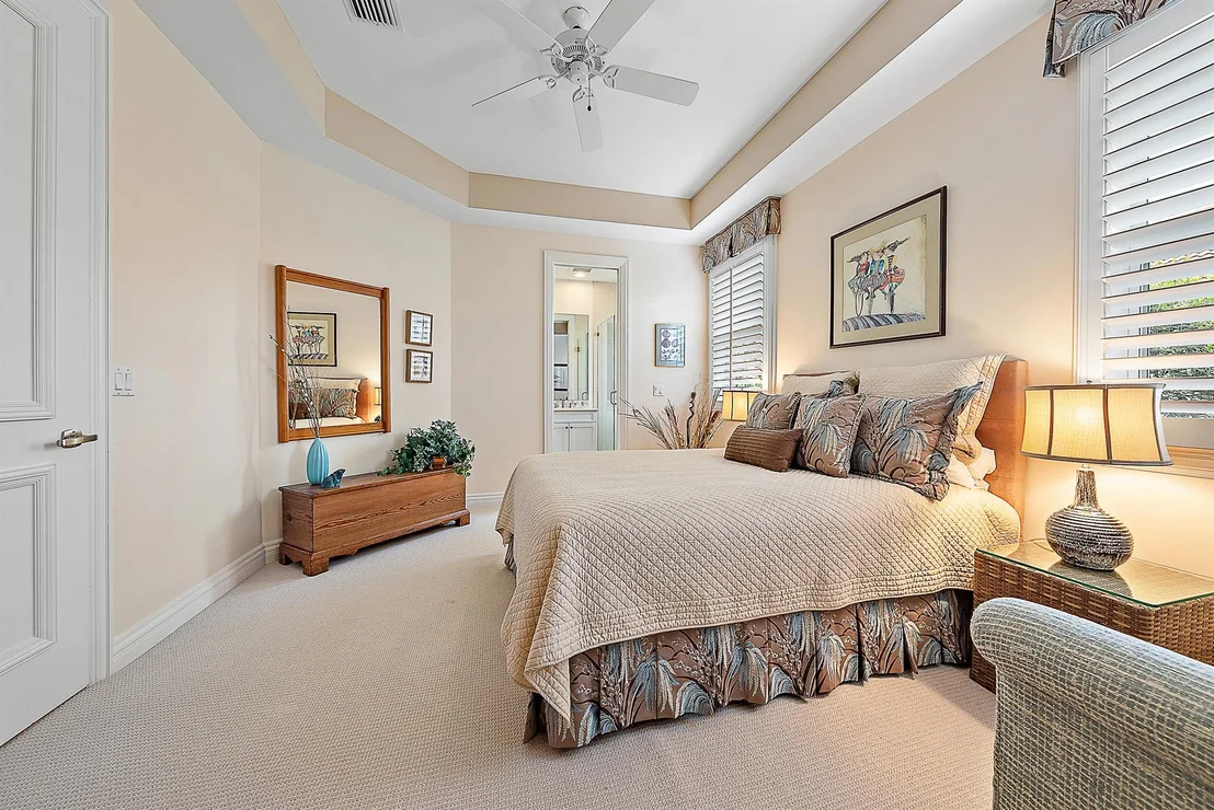Photo of 139 Commodore Drive