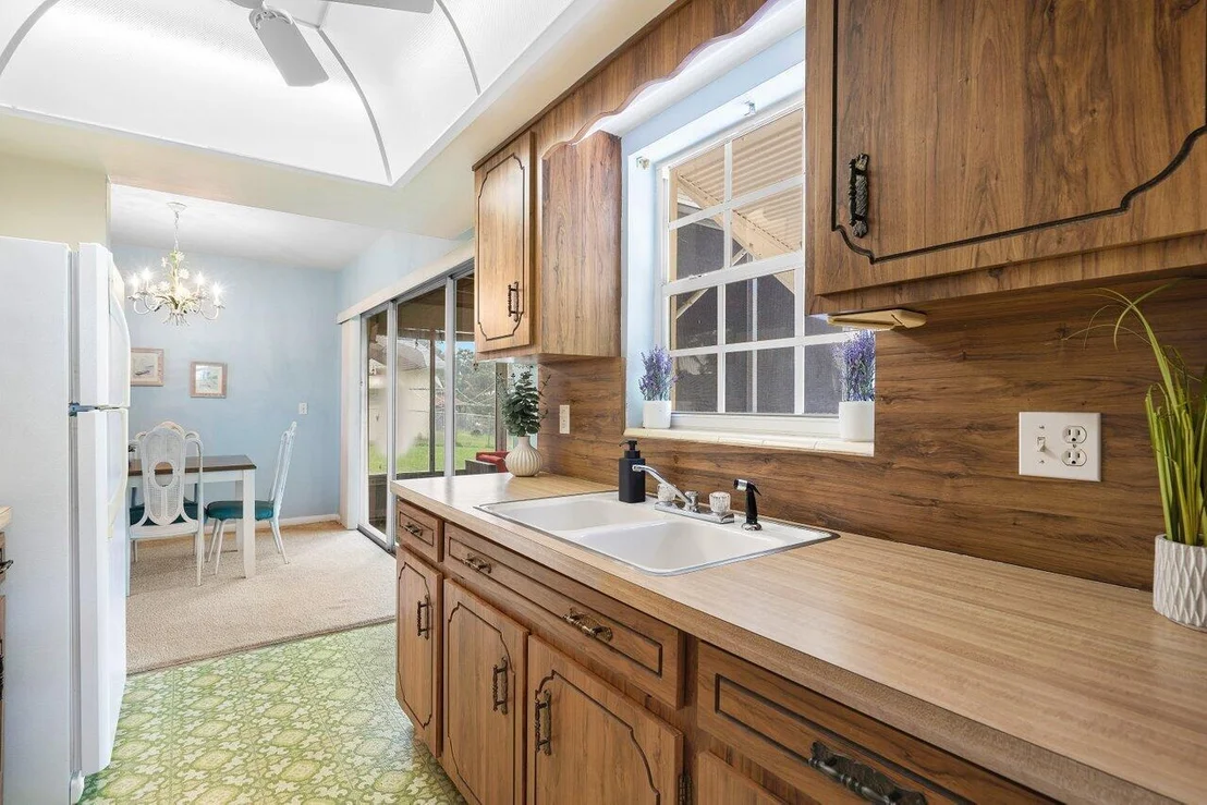 Photo of 16 Velaire Drive