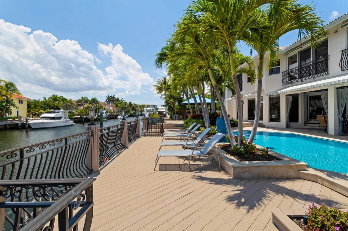 Photo of 932 Gardenia Drive