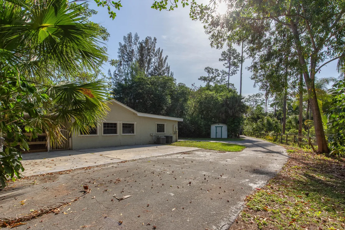 Photo of 748 Rambling Drive Circle